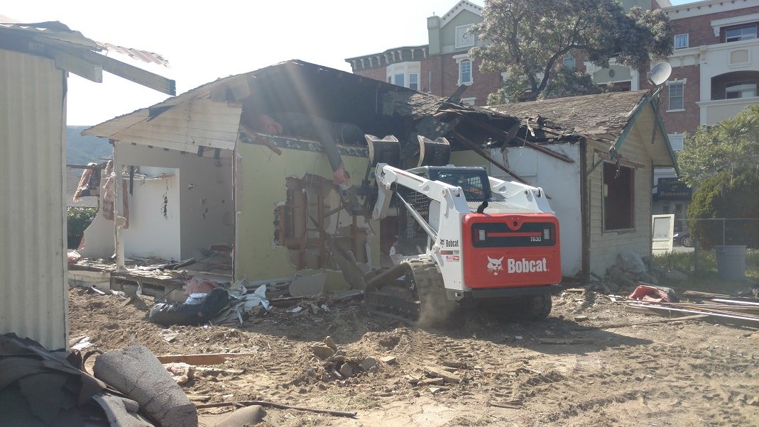 Bobcat Demolition Services in Temecula, Winchester, Murrieta. Free Quotes! Low Rates!